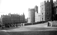 Windsor, Castle Hill 1937