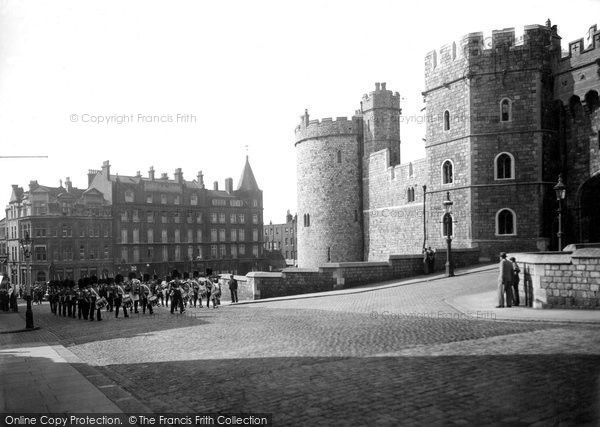 Photo of Windsor, Castle Hill 1937