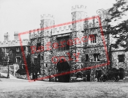 Castle, The Henry VIII Gate c.1930, Windsor