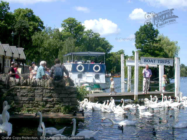 Photo of Windsor, down by the River 2004