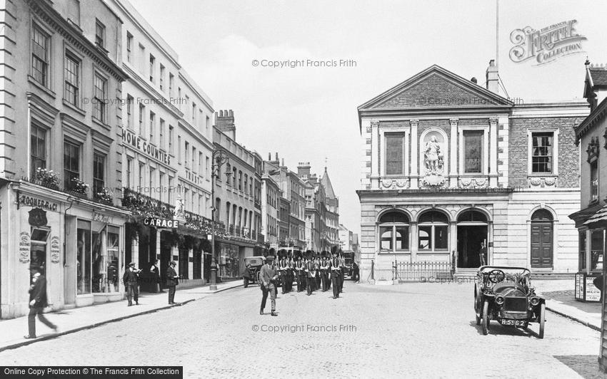 Windsor, High Street and Guildhall 1914