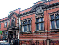Old Magistrates Court 2004, Windsor