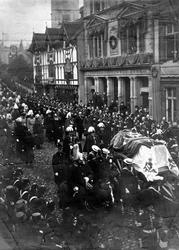 Queen Victoria's Funeral Cortège, The London And County Bank, High Street 1901, Windsor