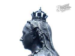 Queen Victoria's Small Coronet 2004, Windsor