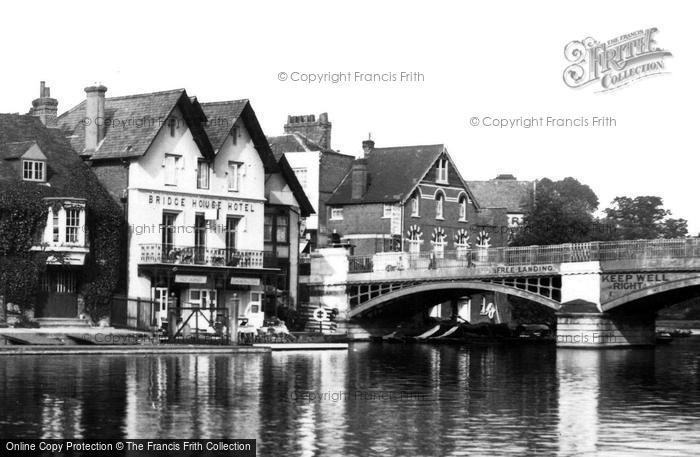 Photo of Windsor, The Bridge House Hotel 1937
