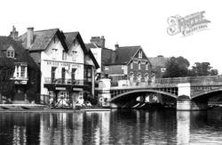 The Bridge House Hotel 1937, Windsor