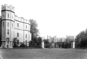 The Castle 1895, Windsor