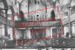 Trinity Church Interior 1906, Windsor
