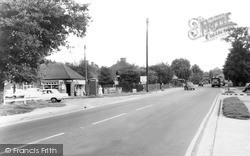 Cross Roads c.1965, Winnersh
