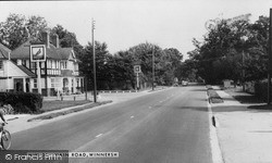 Main Road c.1960, Winnersh