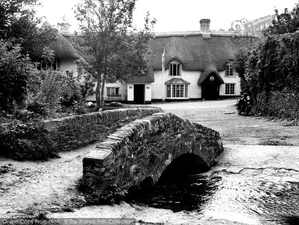 Photo of Winsford, Blacksmith Bridge and Royal Oak Hotel c1960