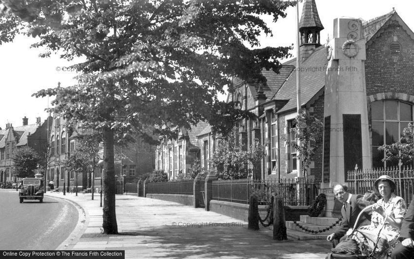 Winsford, War Memorial and Schools c1955