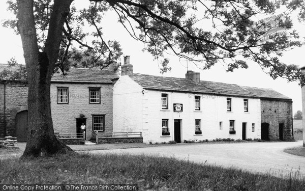 Photo of Winton, The Bay Horse Inn c.1955