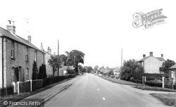 High Street c.1960, Wisbech St Mary
