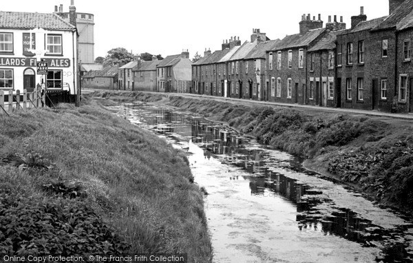Photo of Wisbech, the Canal c1955