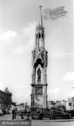 The Clarkson Memorial c.1965, Wisbech