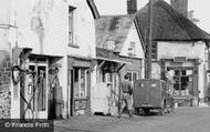 Fore Street Garage c.1955, Witheridge