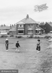 The Putting Green c.1955, Withernsea