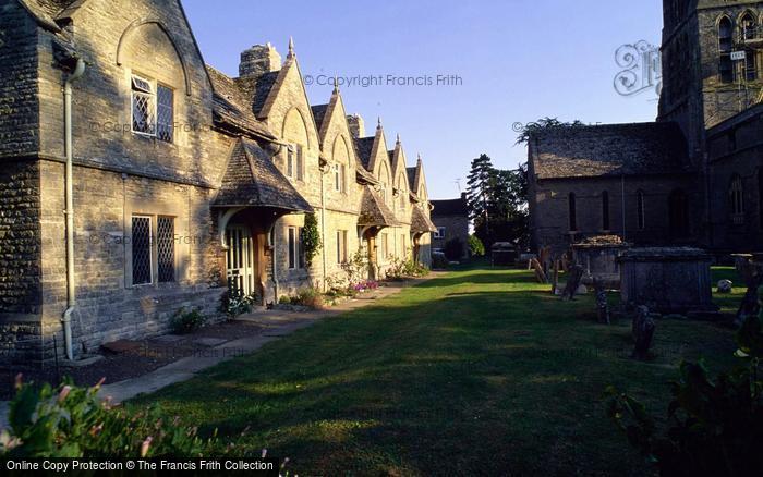 Photo of Witney, Almshouses And St Mary's Churchyard c.1990