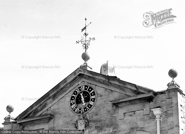 Photo of Witney, Blanket Hall Clock 2004