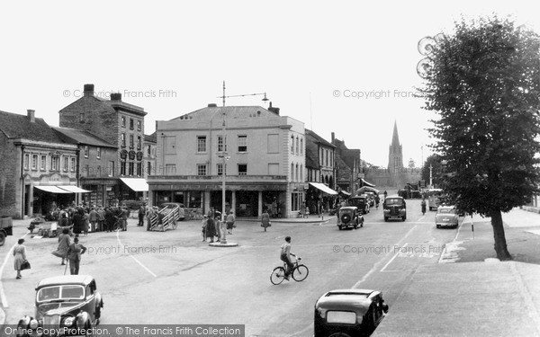 Photo of Witney, Market Square c.1950