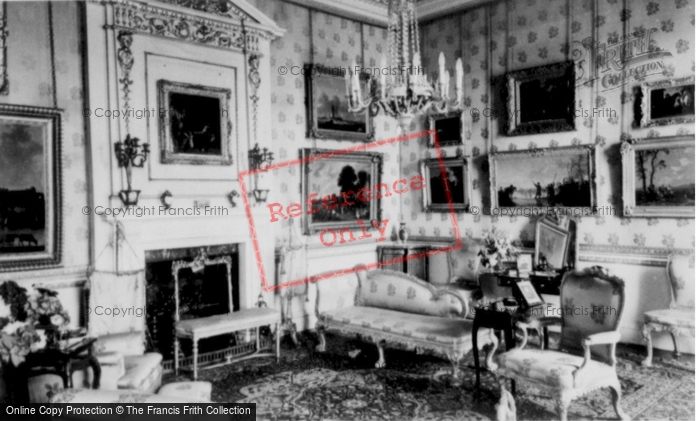 Photo of Woburn Abbey, Queen's Dressing Room c.1960