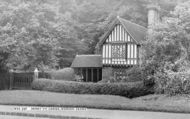 Henry Vii Lodge c.1960, Woburn Sands