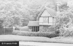 Henry Vii Lodge c.1960, Woburn Sands