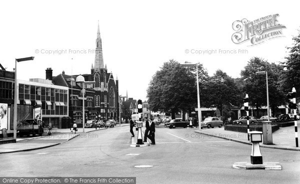 Photo of Woking, Commercial Road c.1965