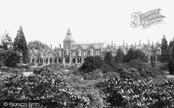Oriental University Institute 1898, Woking