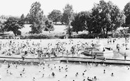 Woking, Swimming Pool c1965