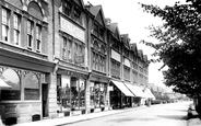 The Broadway 1902, Woking