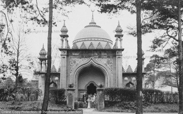 Photo of Woking, The Shah Jehan Mosque c.1955
