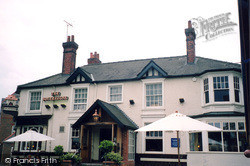 The Sovereigns Public House 2004, Woking