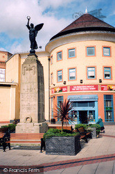 The War Memorial 2004, Woking