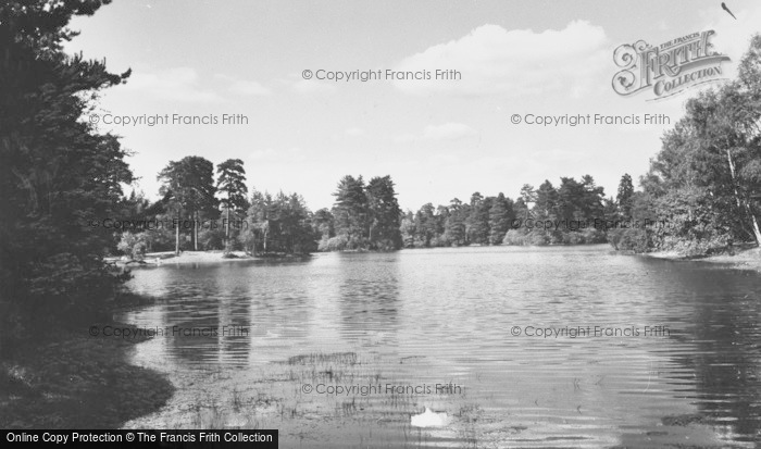 Photo of Wokingham, Kingsmere Lake c.1965