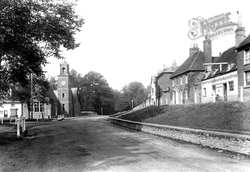 Reading Road 1906, Wokingham