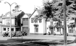 Wokingham, the Hope and Anchor  c1955