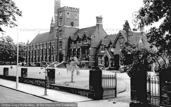 Photo of Wolverhampton, The Grammar School, Compton Road c.1960