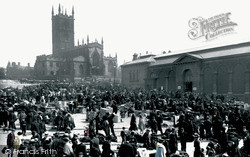 The Market And St Peter's Church 1910, Wolverhampton
