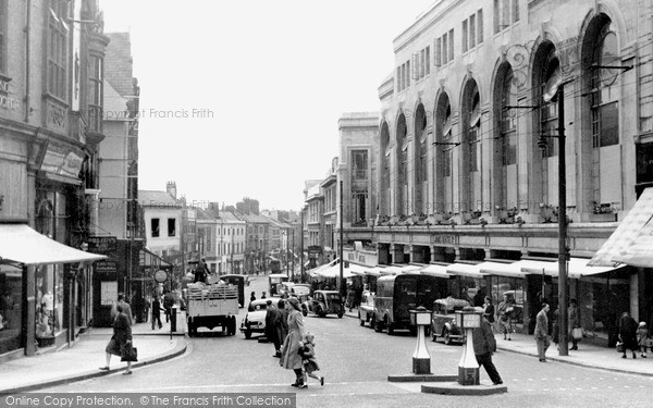 Photo of Wolverhampton, Victoria Street c.1955