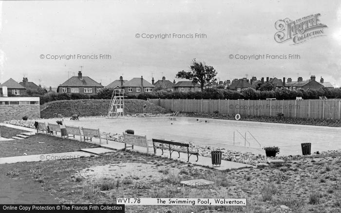 Photo of Wolverton, The Swimming Pool c.1965