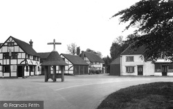 Village 1932, Wonersh