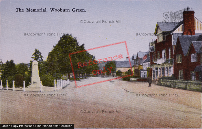 Photo of Wooburn Green, The Memorial c.1920