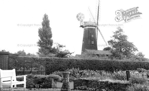 Photo of Woodbridge, Buttrums Mill c.1955