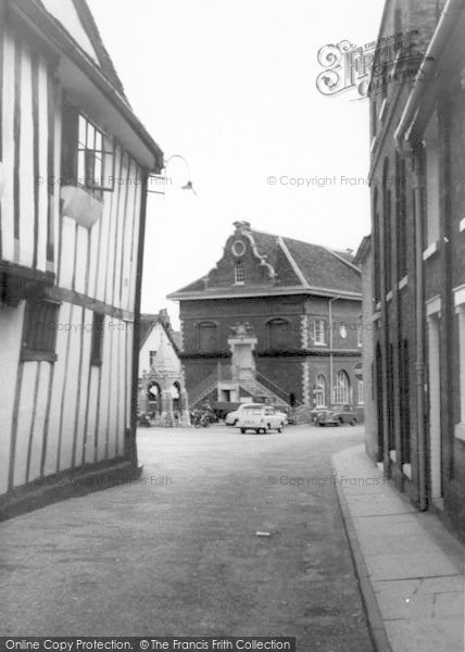 Photo of Woodbridge, Market Hill c.1960