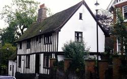 Old House 1990, Woodbridge