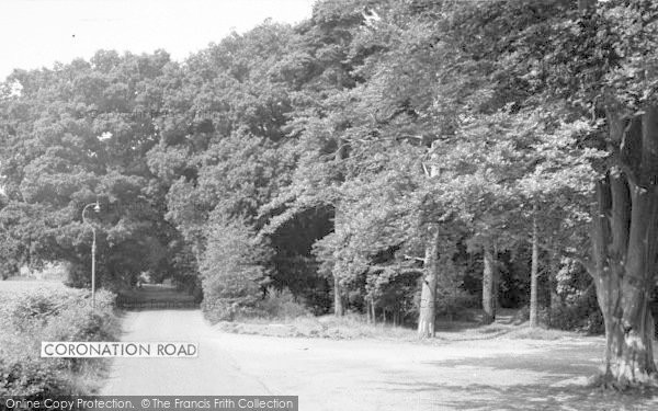 Photo of Woodhall Spa, Coronation Road c.1960