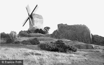 Woodhouse Eaves, the Windmill c1940