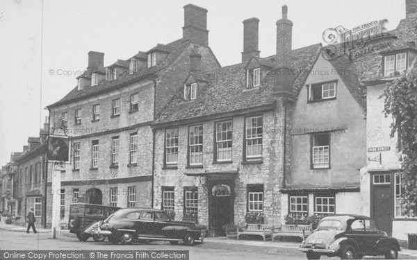 Photo of Woodstock, Bear Hotel c.1955